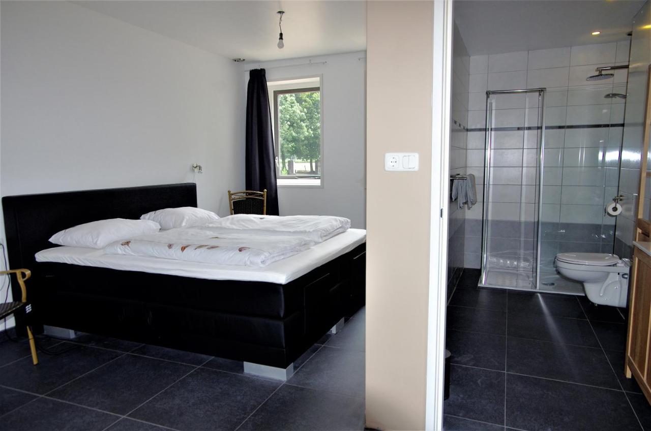 Bed And Breakfast Wouw Exteriör bild